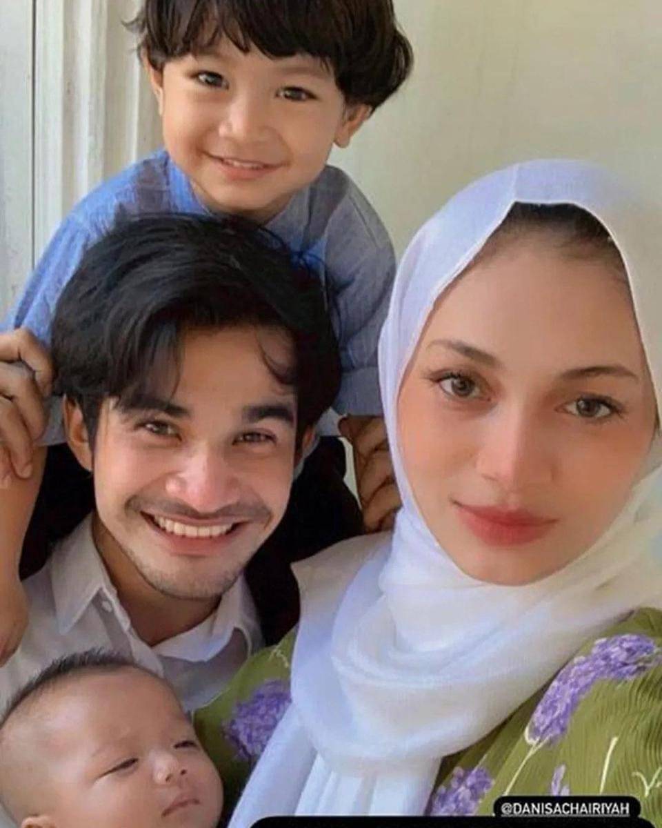 Instagram.com/tengkutezi